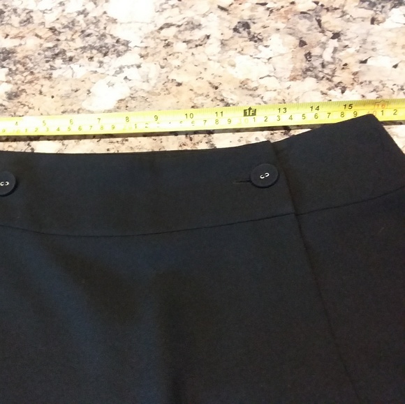 Limited Wrap Around Skirt, Size 14 - Picture 6 of 8